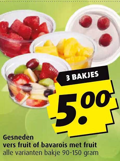 Gesneden vers fruit of bavarois met fruit