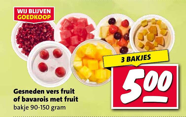 Gesneden vers fruit of bavarois met fruit