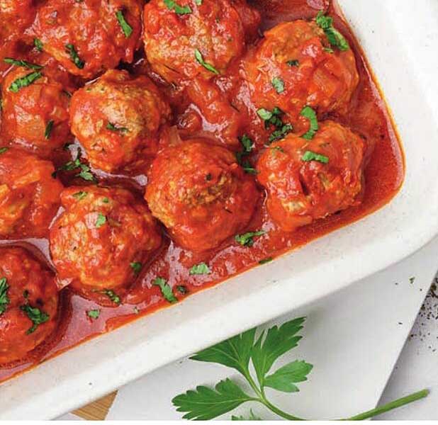Frikadellen in tomatensaus