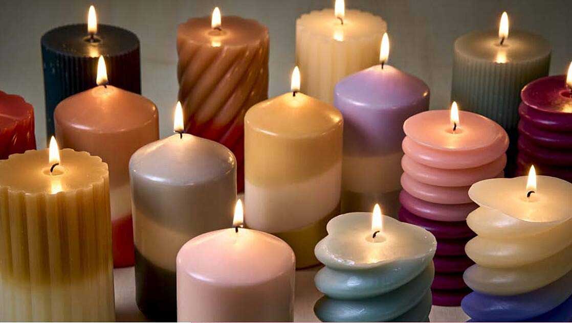 Cadeaucandles 12 stuks voor een feestelijke sfeer