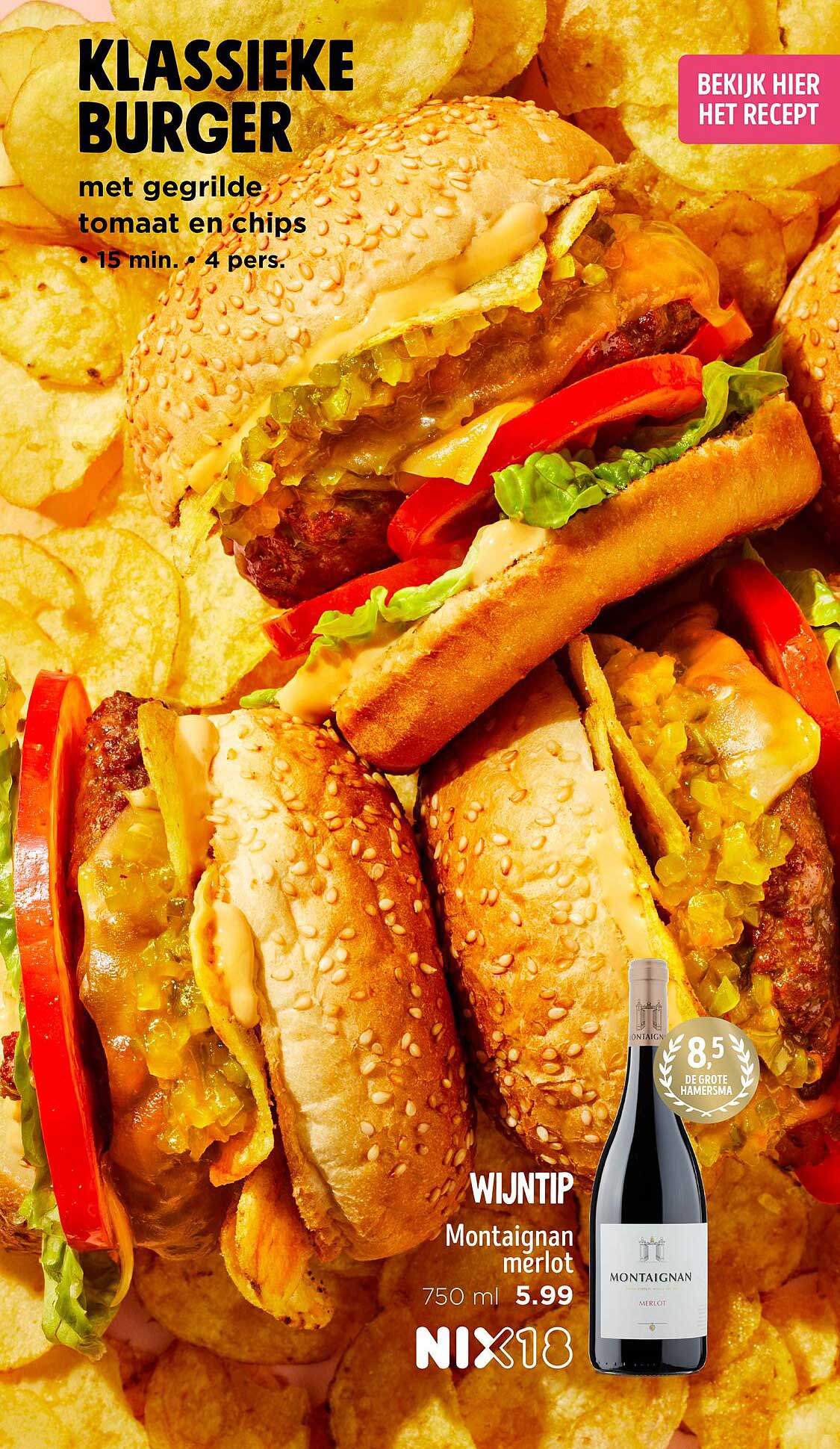 Klassieke burger met gegrilde tomaat en chips