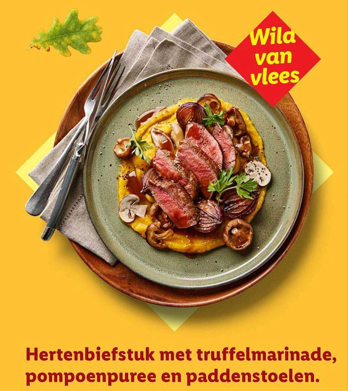 Hertenbiefstuk met truffelmarinade, pompoenpuree en paddenstoelen.