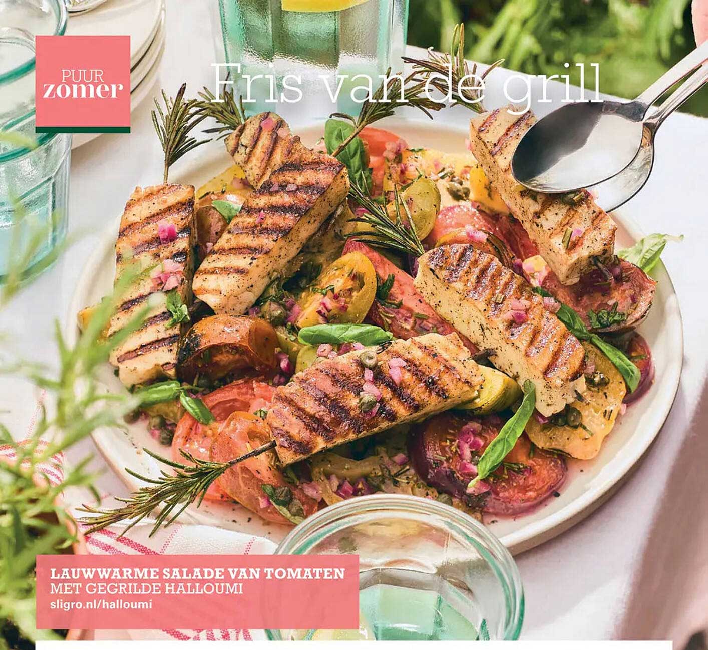 LAUWWARME SALADE VAN TOMATEN MET GEGRILDE HALLOUMI