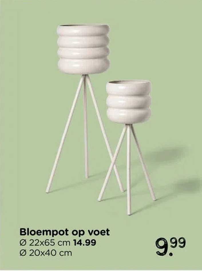 Bloempot op voet