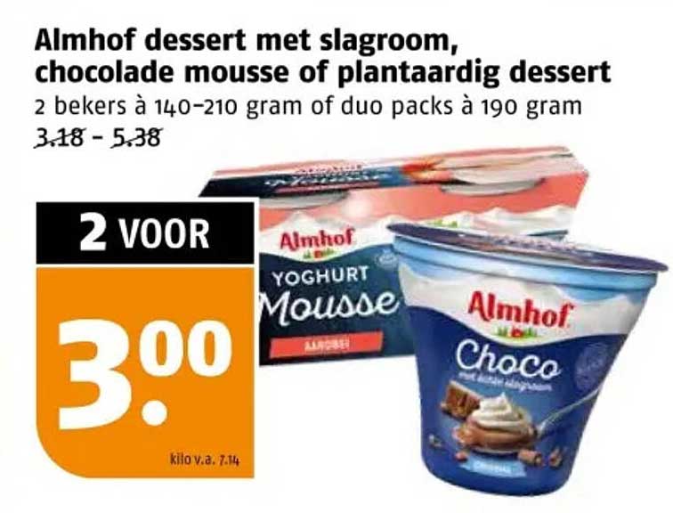 Almhof dessert met slagroom, chocolade mousse of plantaardig dessert