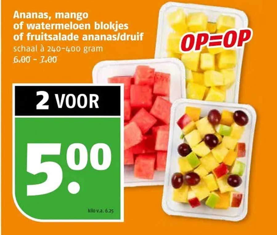 Ananas, mango of watermeloen blokjes of fruitsalade ananas/druif